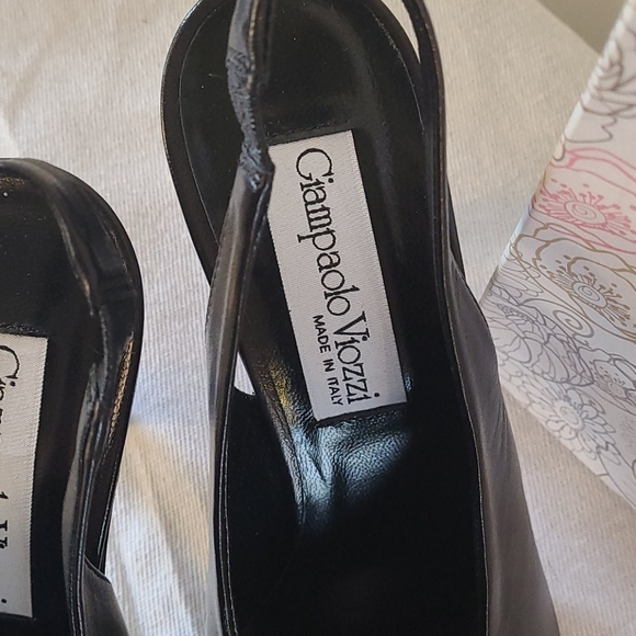 NWB Black Leather Pointed Mule Heels Sz 38… - Picture 5 of 8